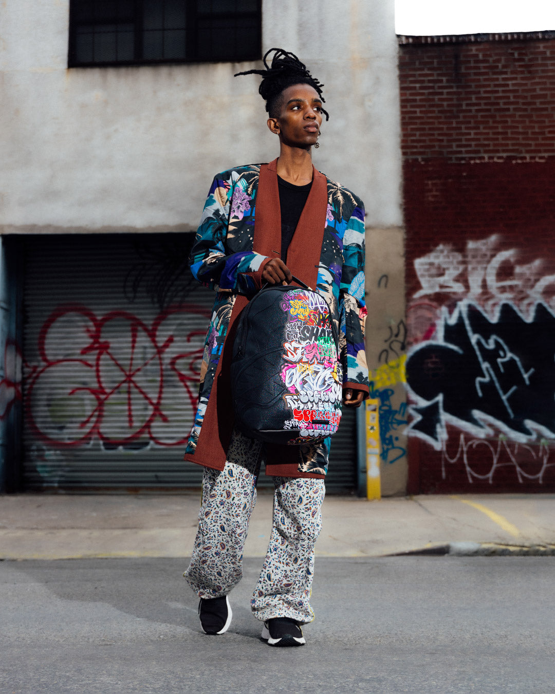 1684215888_B4834_3_1