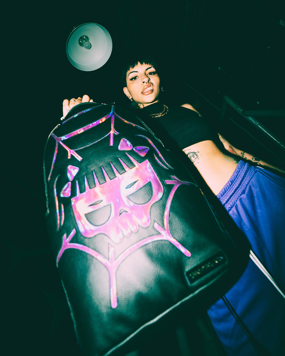 1684400757_B4015_3_1