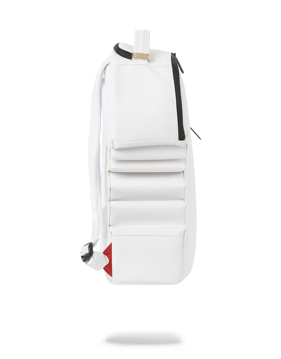 1686530333_03.SHARK_BITE_BACKPACK