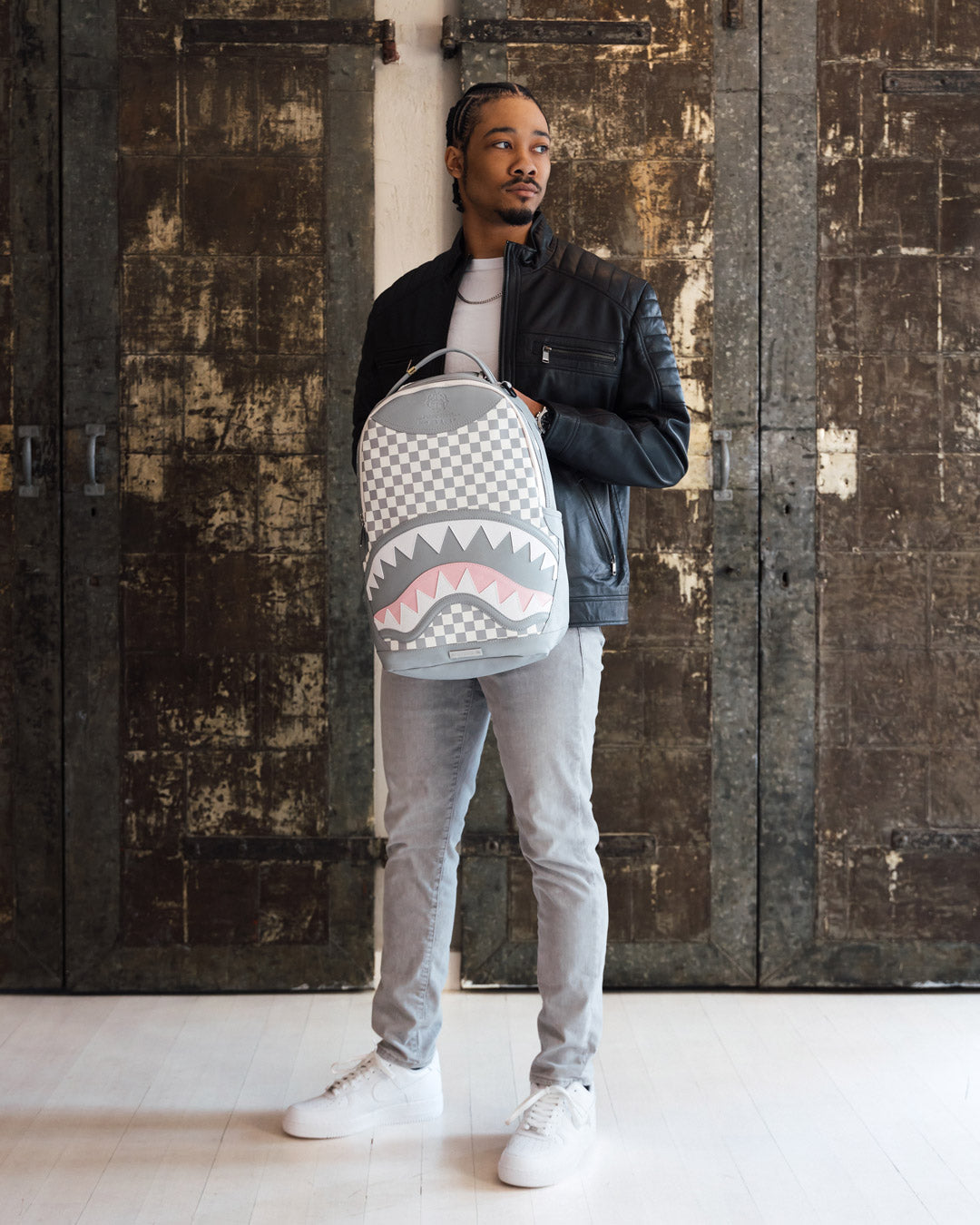 1689311506_B5256_3_1