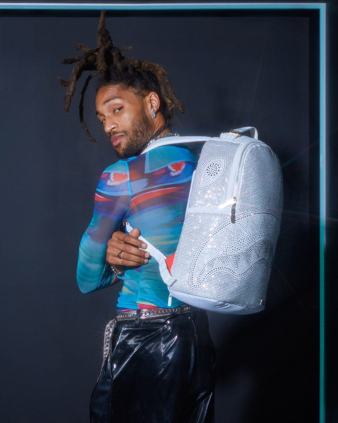 1691733042_B3727_6_1