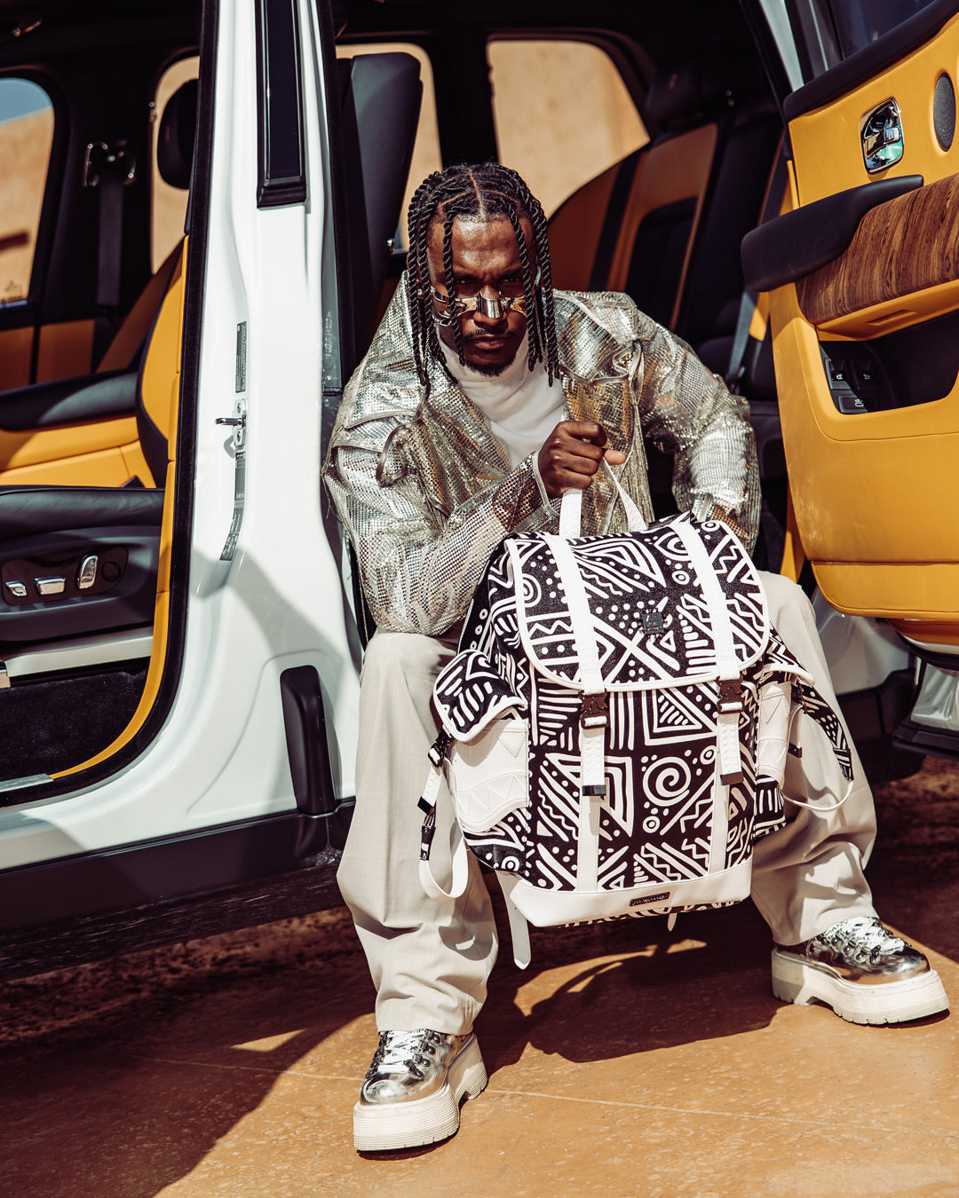 1694360149_B5608_3_1