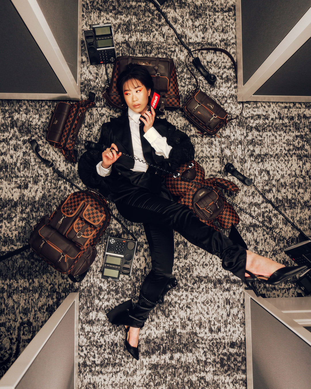 1697941997_B5686_4_1