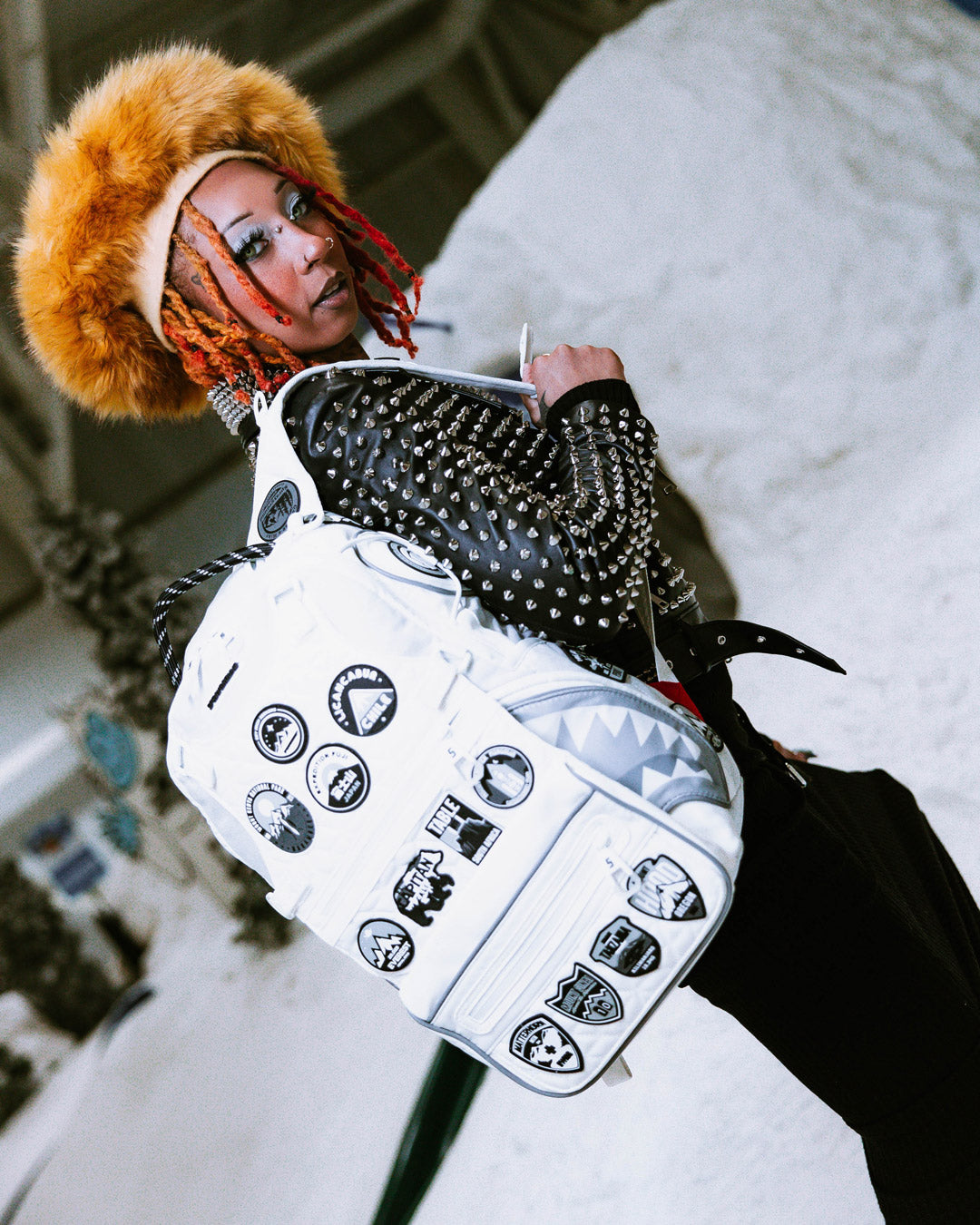 1700065590_B5692_2_1