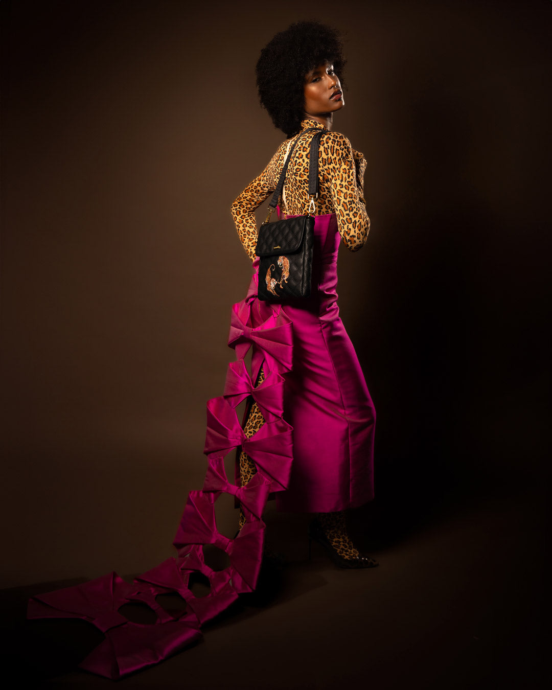 1700071360_B5764_4_1