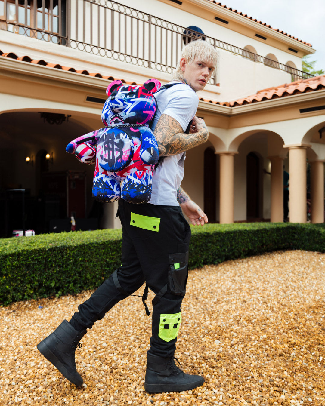 1700073878_B5715_3_1