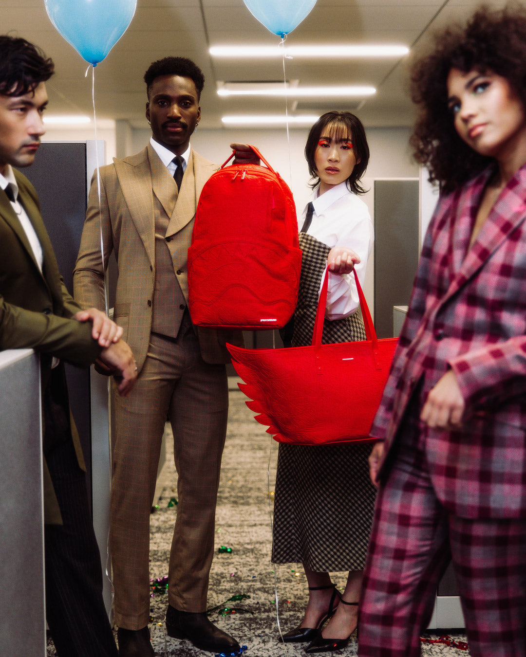 1701705571_B5367_4_1