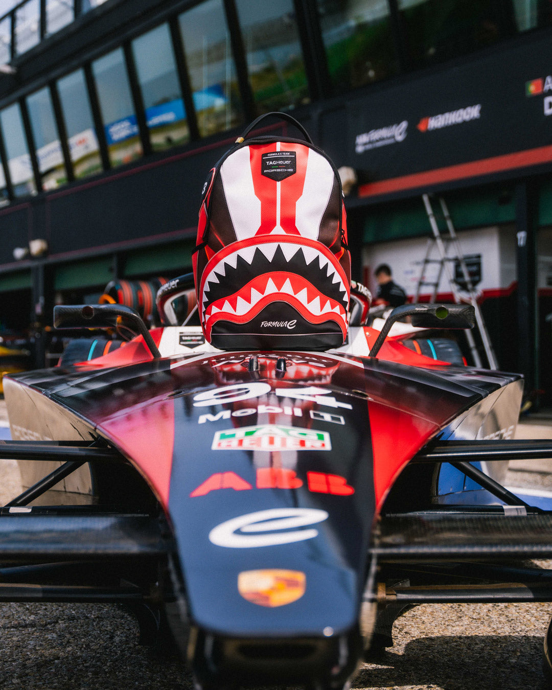 1716337728_B5815_4_1