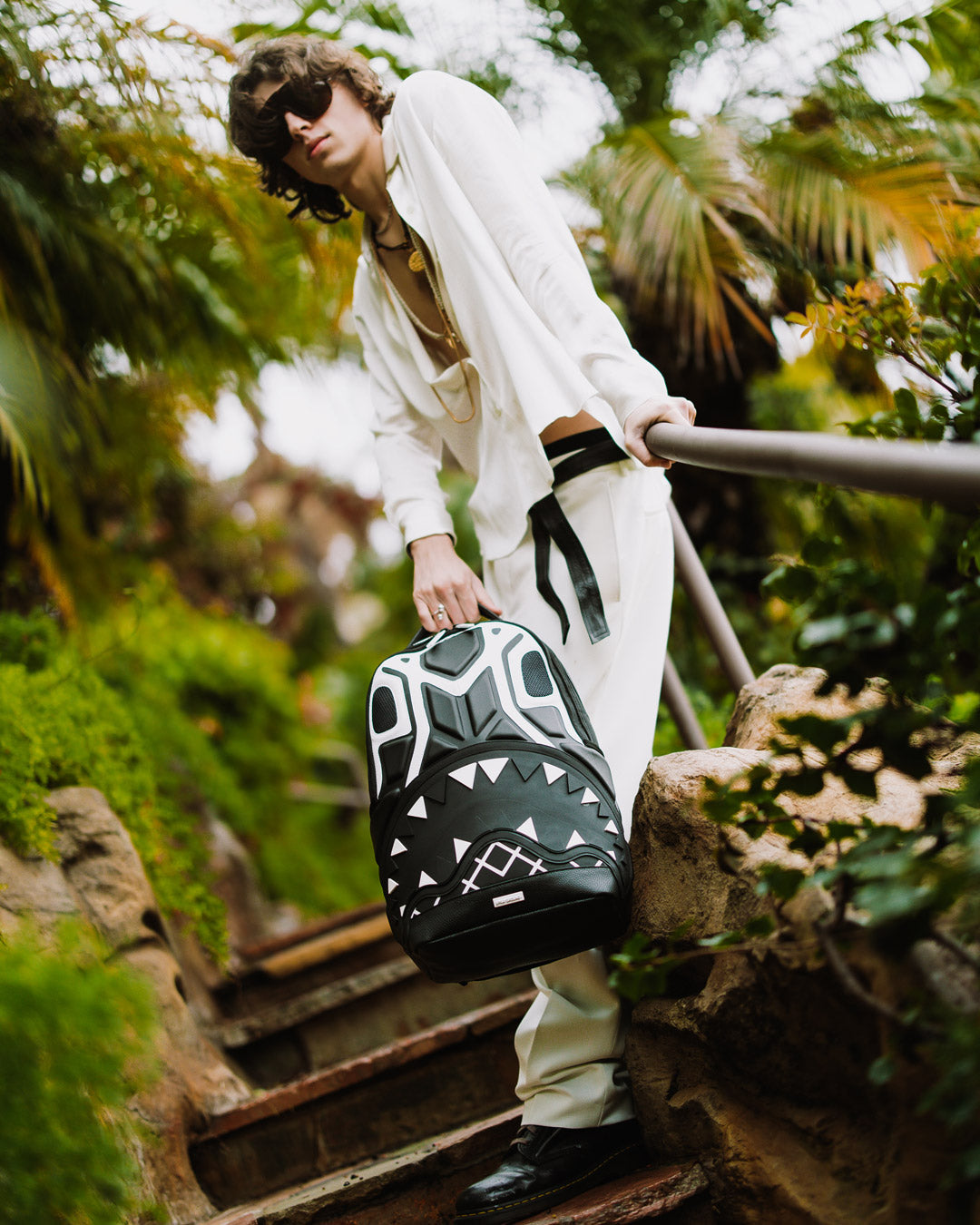 1726311109_B5919_2_1