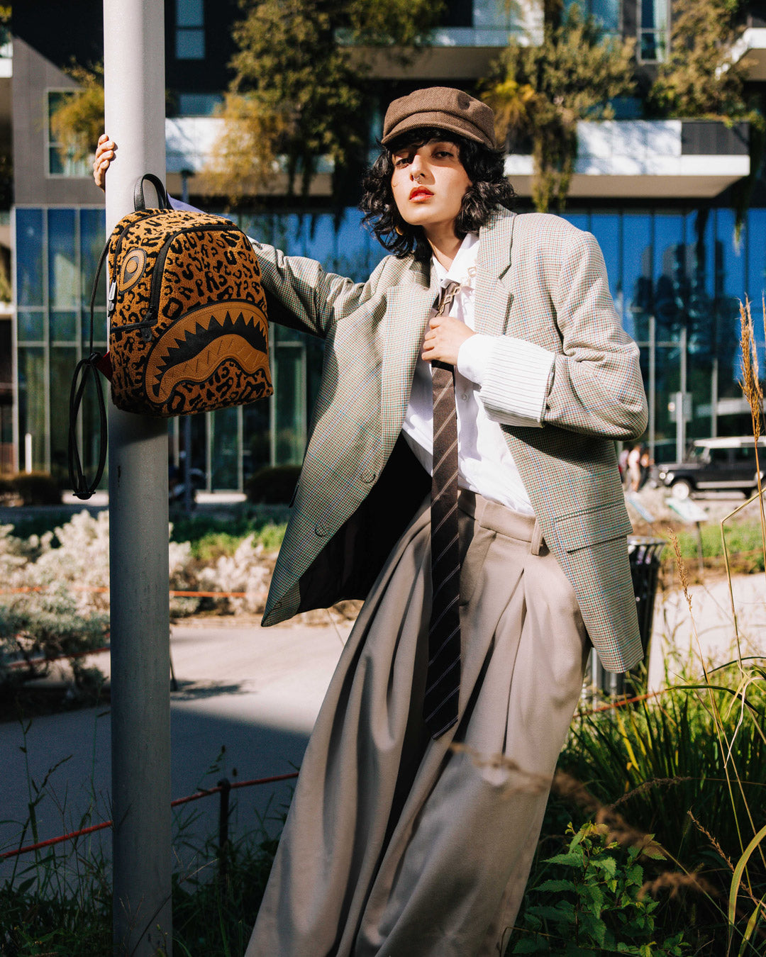 1728418250_B6899_3_1